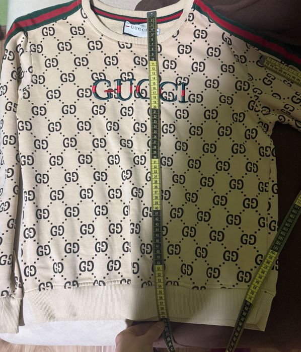 Суитчър Gucci Бежов