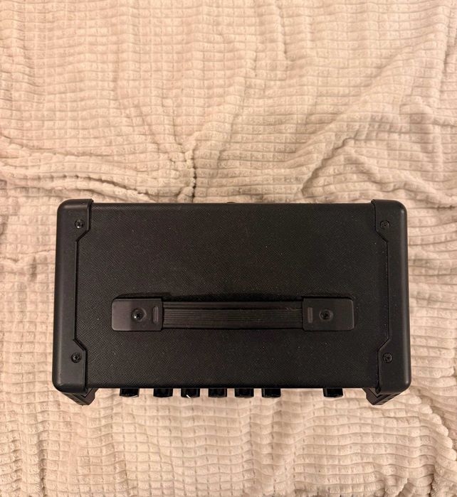 Amplificator chitară Line 6 Spider V 20, modeling, efecte integrate, USB