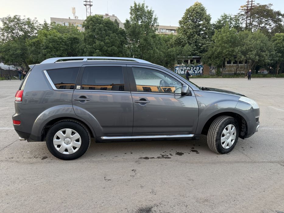 Citroen C-Crosser