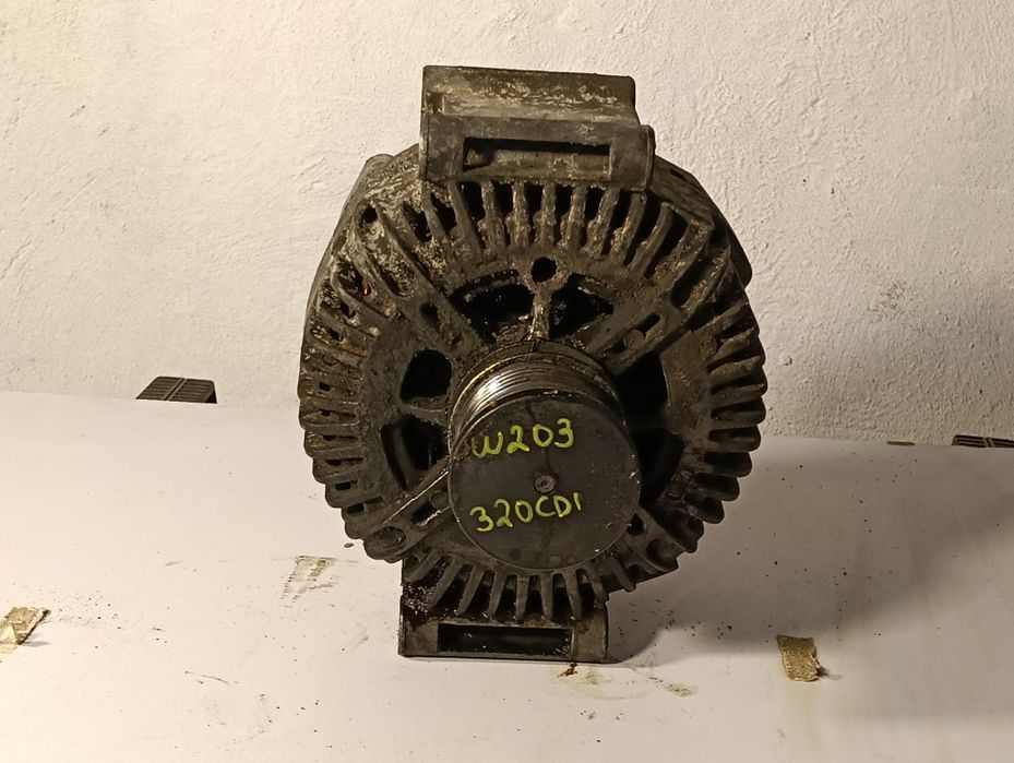 Алтернатор 180A Mercedes W203 C320 CDI – Valeo A6421540402