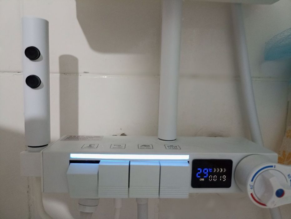 Смеситель для ванной и душевой