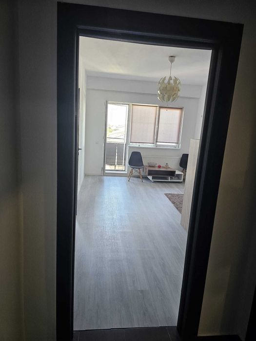 Inchiriez garsoniera in Dobroesti