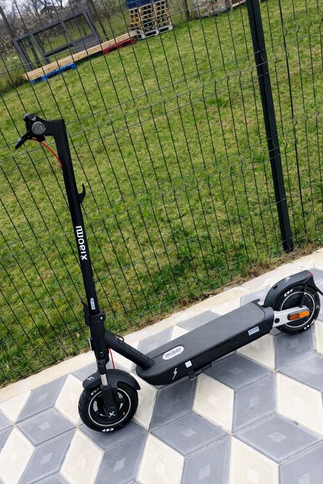 Trotineta electrica Xiaomi 5 pro , dual suspension