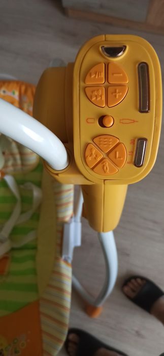 Електрическа бебешка люлка BREVI