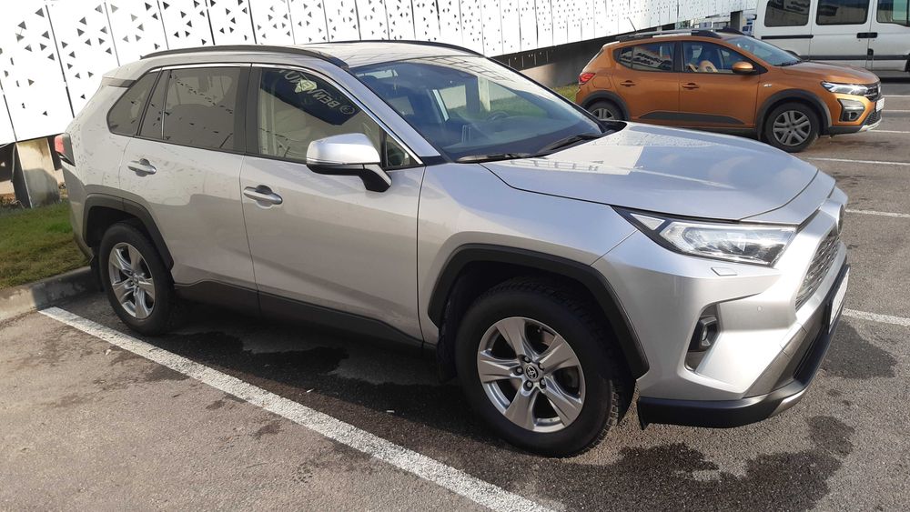 TOYOTA RAV4 2022