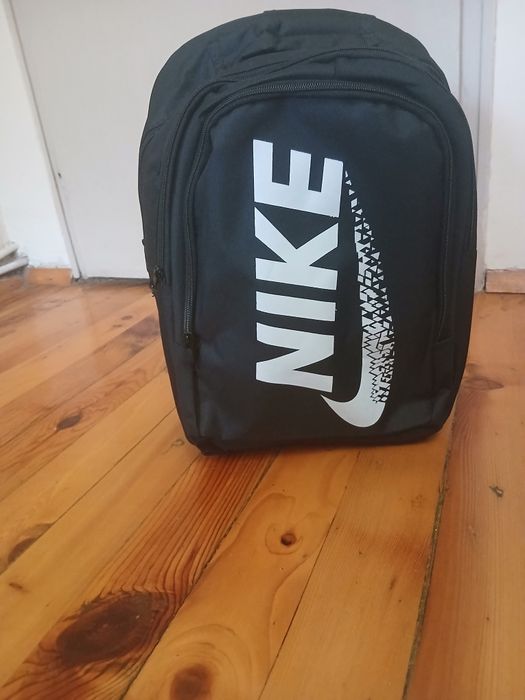 Раница  NIKE Намаление