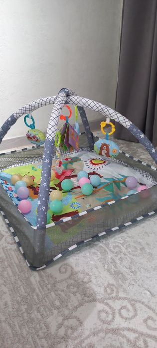 Развивающий коврик