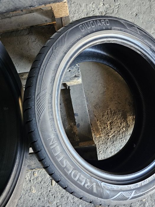 2 anvelope vara 225 45 17 Vredestein 6mm
