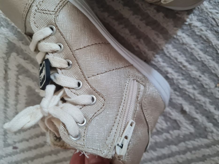 Ботинки для девочек