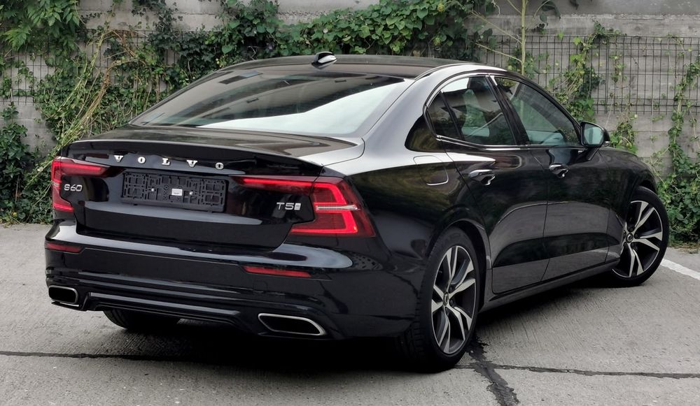 Volvo S60/ R design/Automat/254 Cp/Full Led