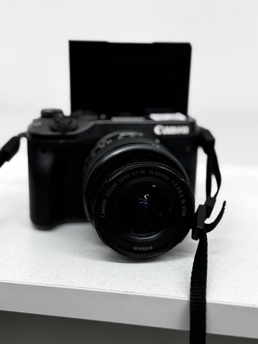 Фотоаппарат Canon EOS M6