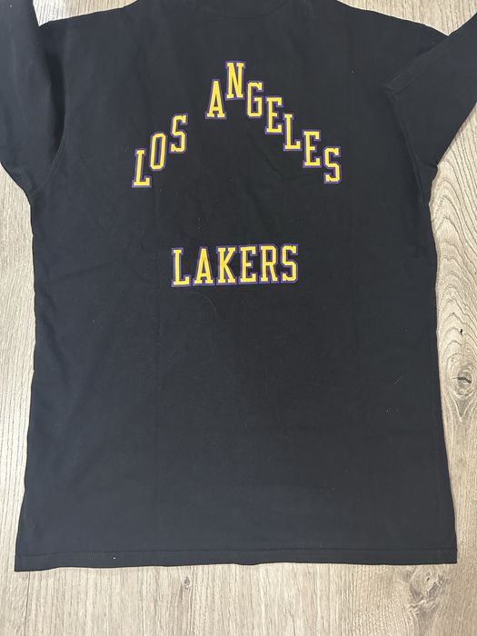 vand tricou nike lakers