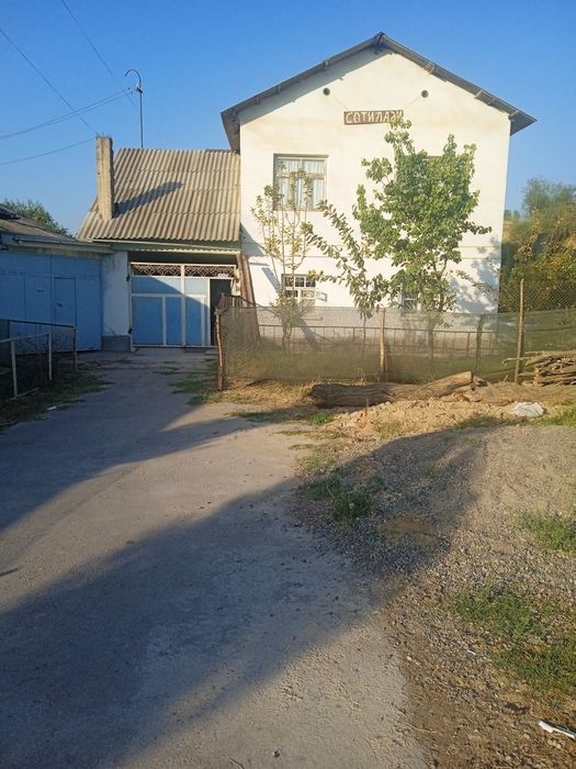 Продаётся двухэтажный дом