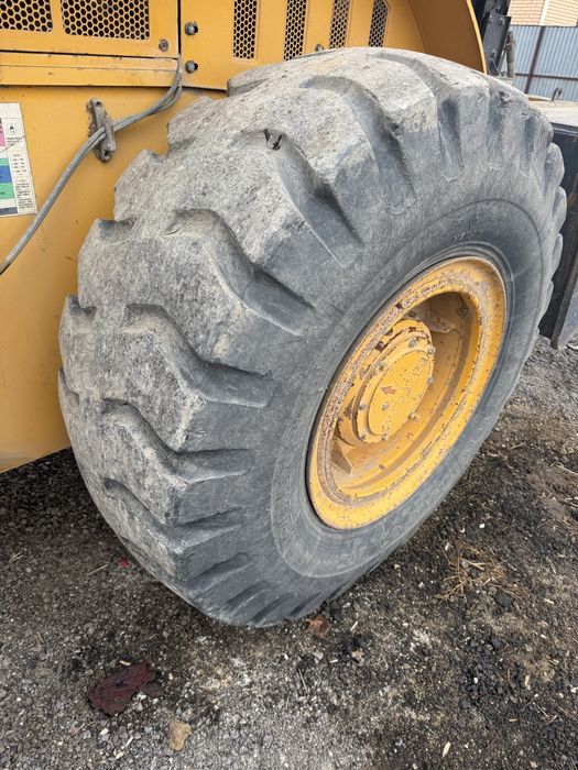 шины для спецтехники  20,5-25