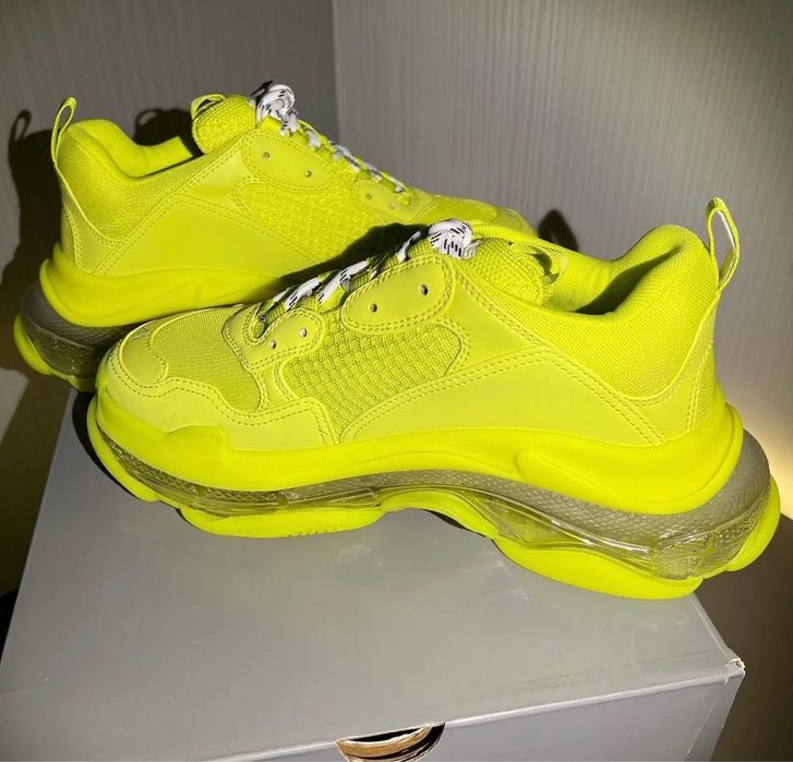 Balenciaga triple s