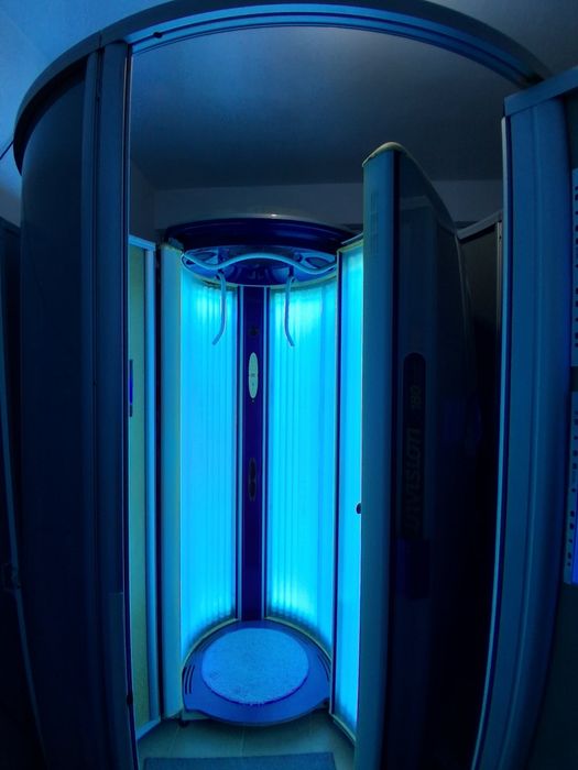 Професионален вертикален солариум Sunvision V180 XXL