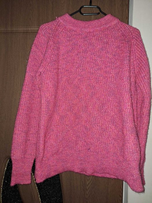 pulover rosu dama , 46, cu sclipici