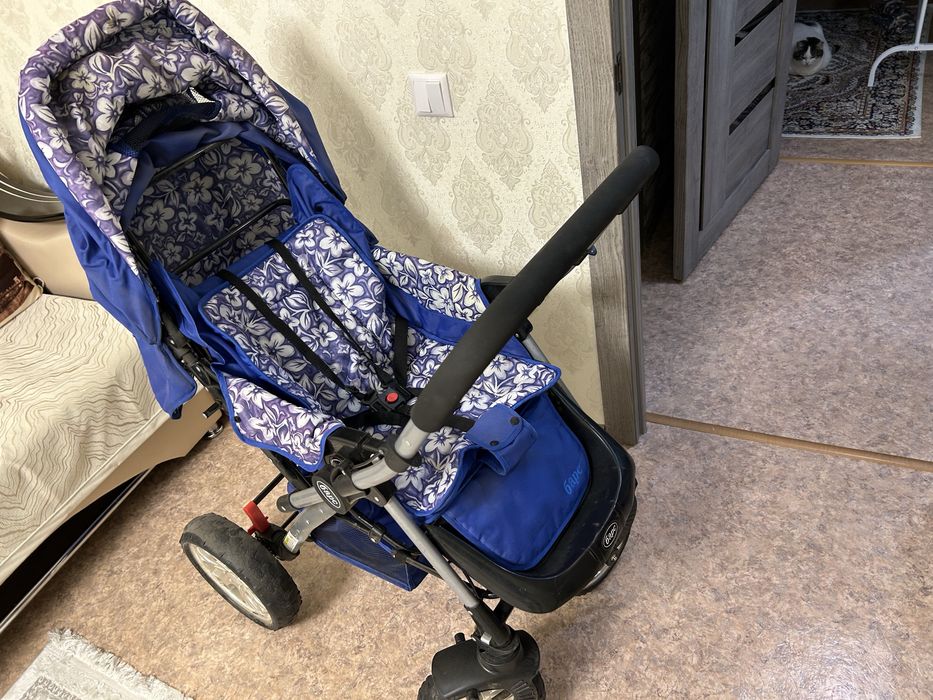 Продам коляску ,