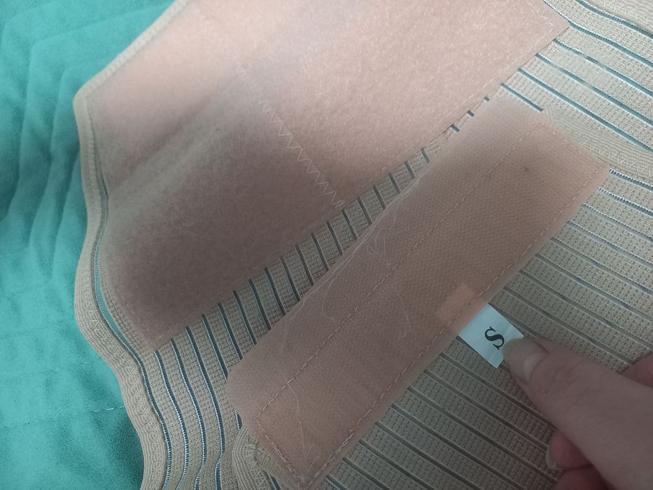 Продам корсет размер s