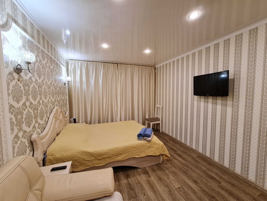 Катаева 14 (ТД Артур, Ярмарка)