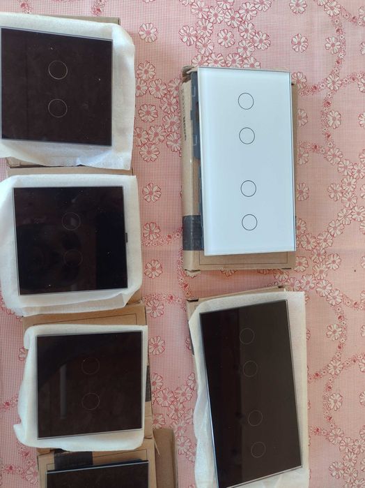 Сензорни ключове Livolo