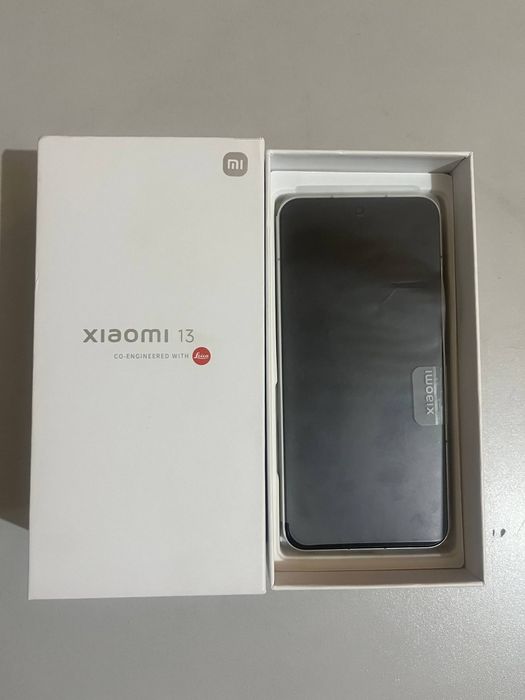 XIAOMI 13 12/256 GB