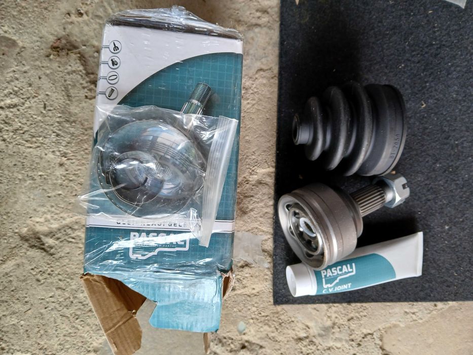 piese auto citroen c4:haion, bobina ,cap planetara,kit senzori parcare