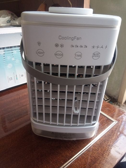 Вентилатор с резервоар за вода