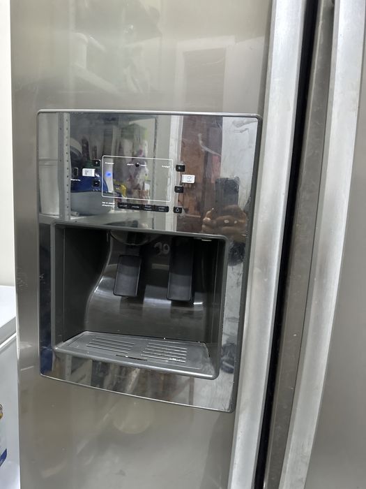 Продам холодильник