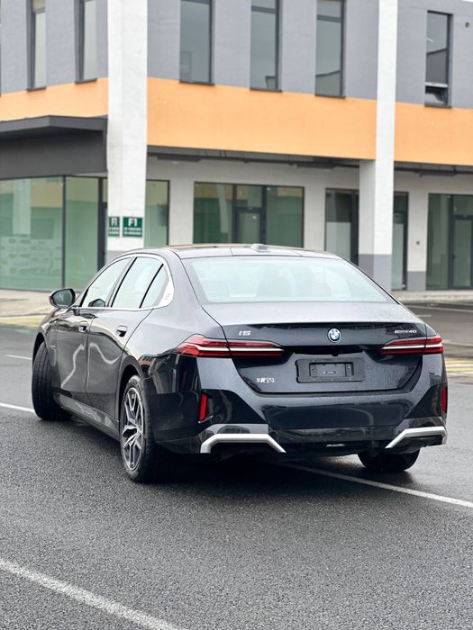 BMW i 5 40l M paket eng arzon narxda