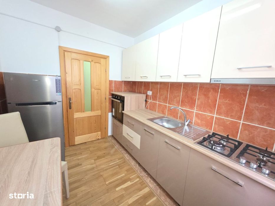 2 camere, decomandat, zona Primăriei, mobilat și utilat