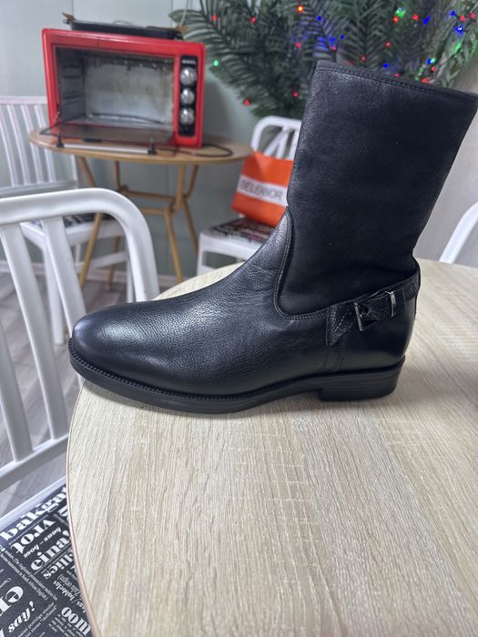 Продам Сапоги ЕТОR