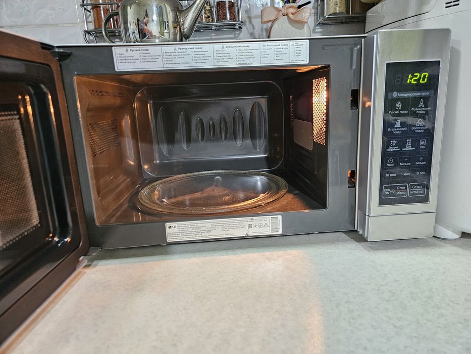 Микроволновка LG бу