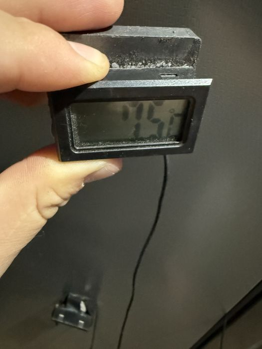 Vand Frigider Signature