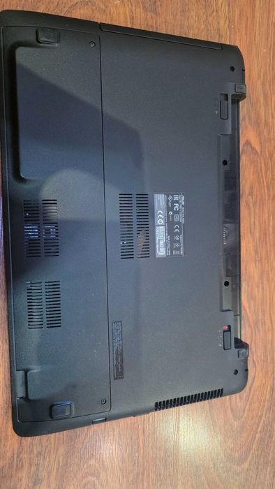 Лаптоп ASUS K550JX-DM273D (i7 / GTX 950M / FullHD) – Цял за части