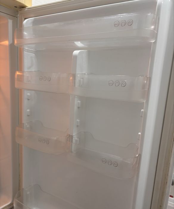 Продам холодильник lg
