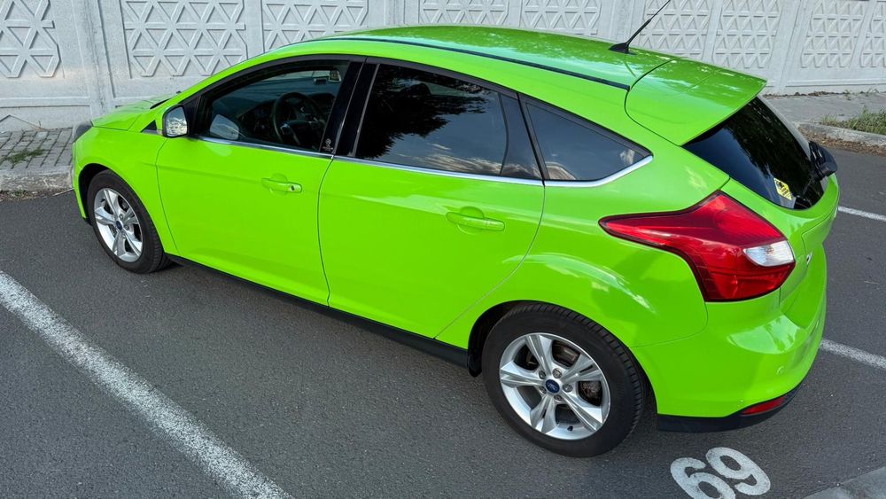 FORD Focus 2013 — imagine 5