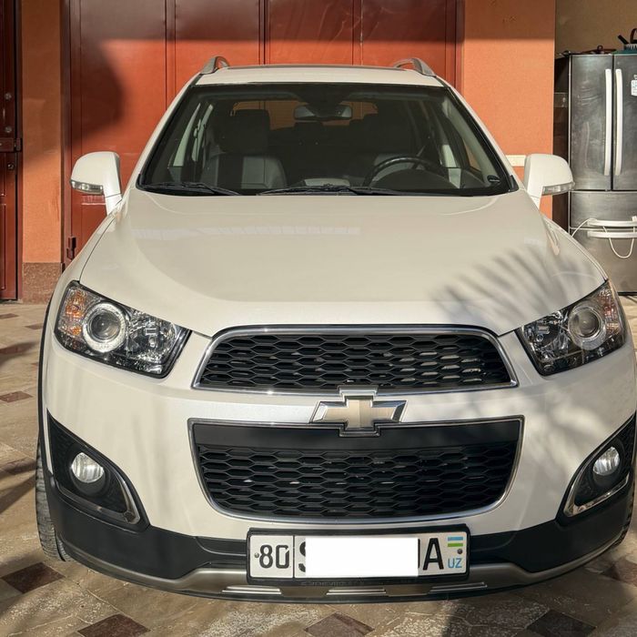 Captiva sotiladi 3.   2015 polniy rodnoy. Holati alo, bir qul moshina