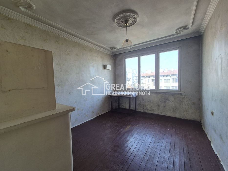 Продава се Многостаен апартамент в Търговище, Вароша - 158 кв.м за 404 €/кв.м - Снимка #3