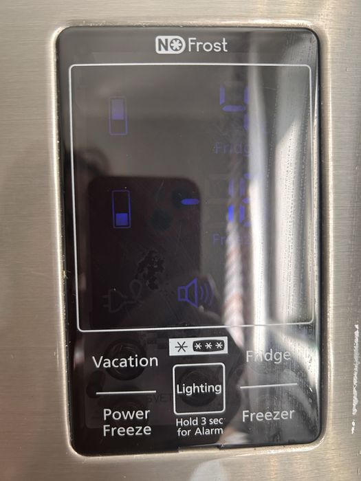 Продам холодильник