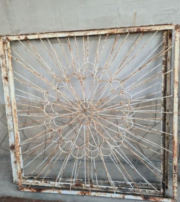 Решетки заборные и оконные