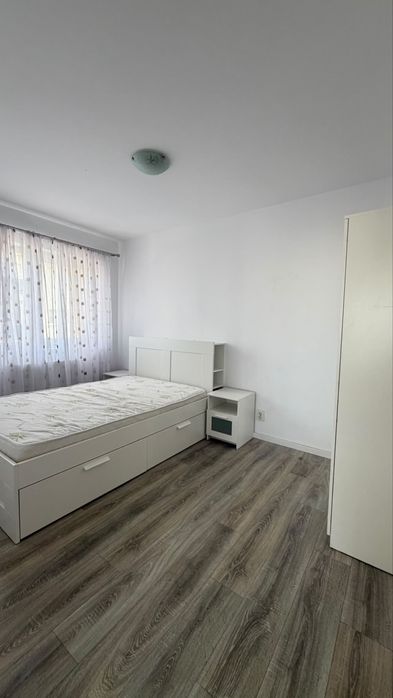 Apartament cu 3 camere