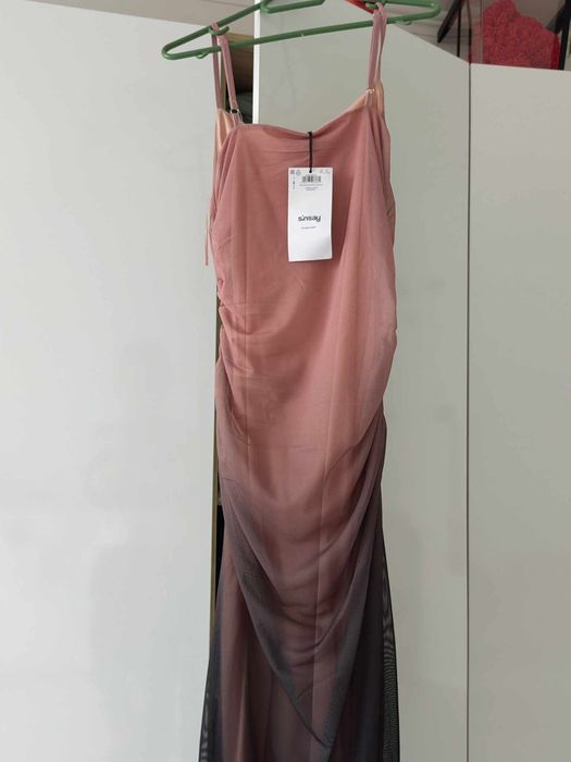 Нова рокля Sinsay
