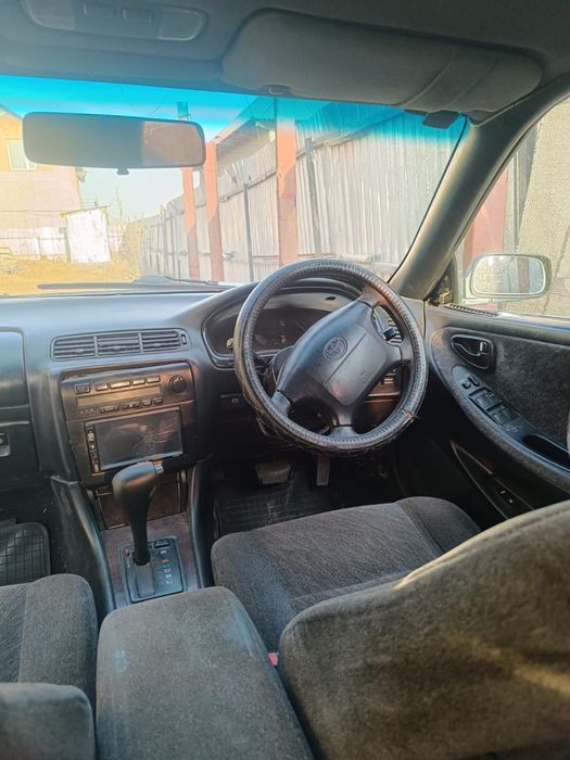 Срочно продаю машину