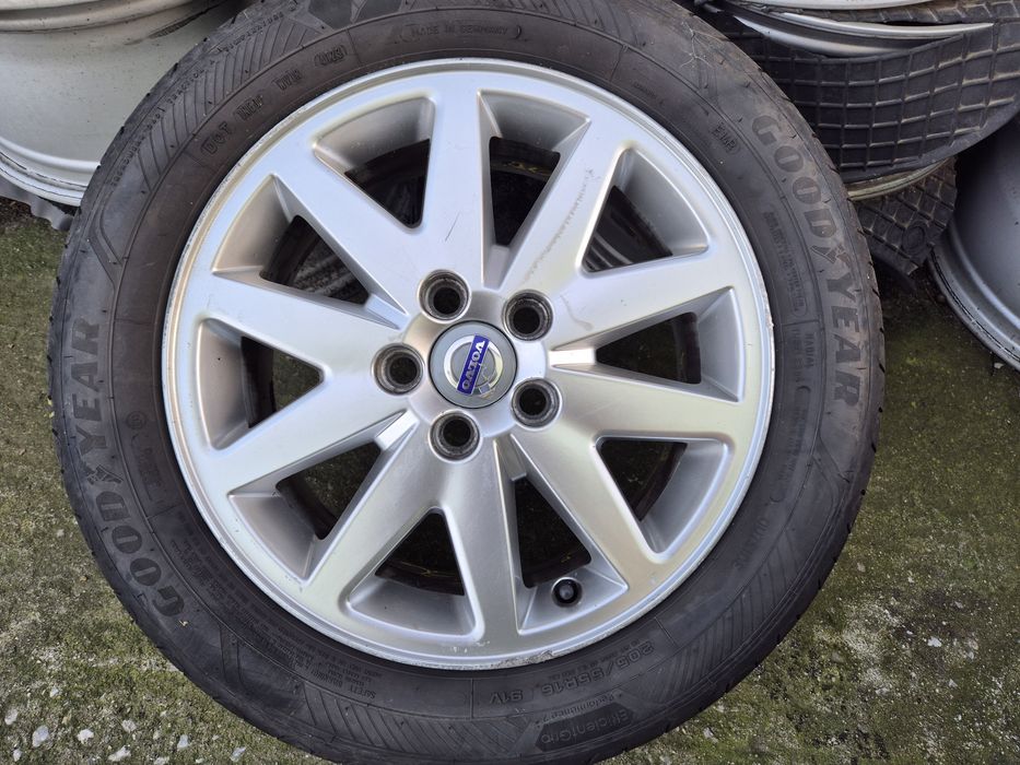 4бр летни гуми гоодиар/ 205-55-16/ 41-2023/ 8мм грайфер/