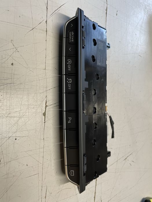 Panou comanda audi a4 b9
