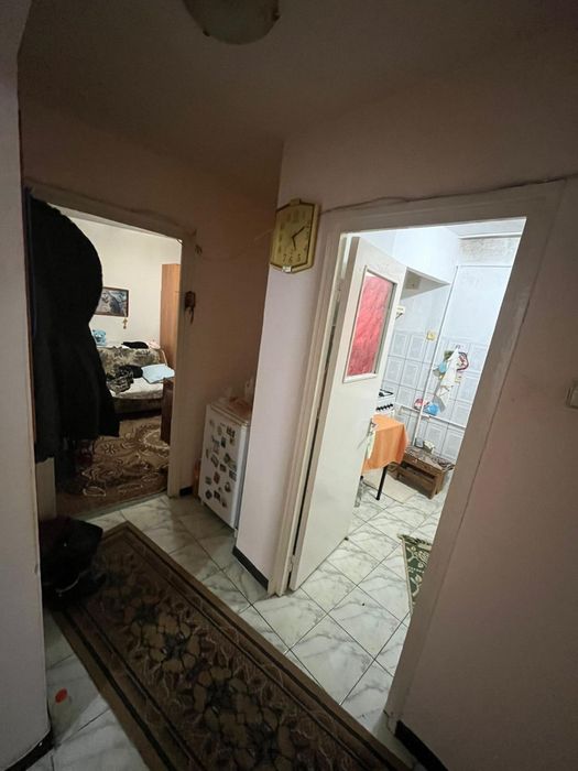 Apartament 3 camere decomandat etaj 4/4, zona vest, bloc fara risc seismic