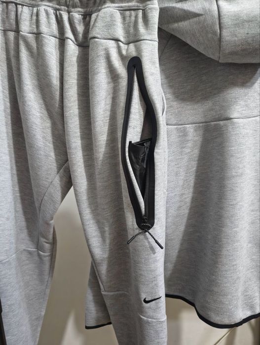 Compleu Nike Tech Fleece(marimi: S, M, L, XL, XXL)