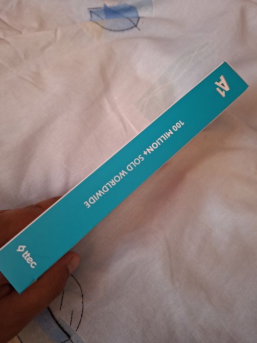 Външна батерия Чисто Нова