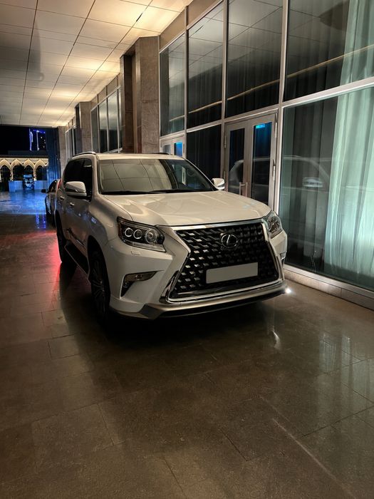 Продается Lexus GX460